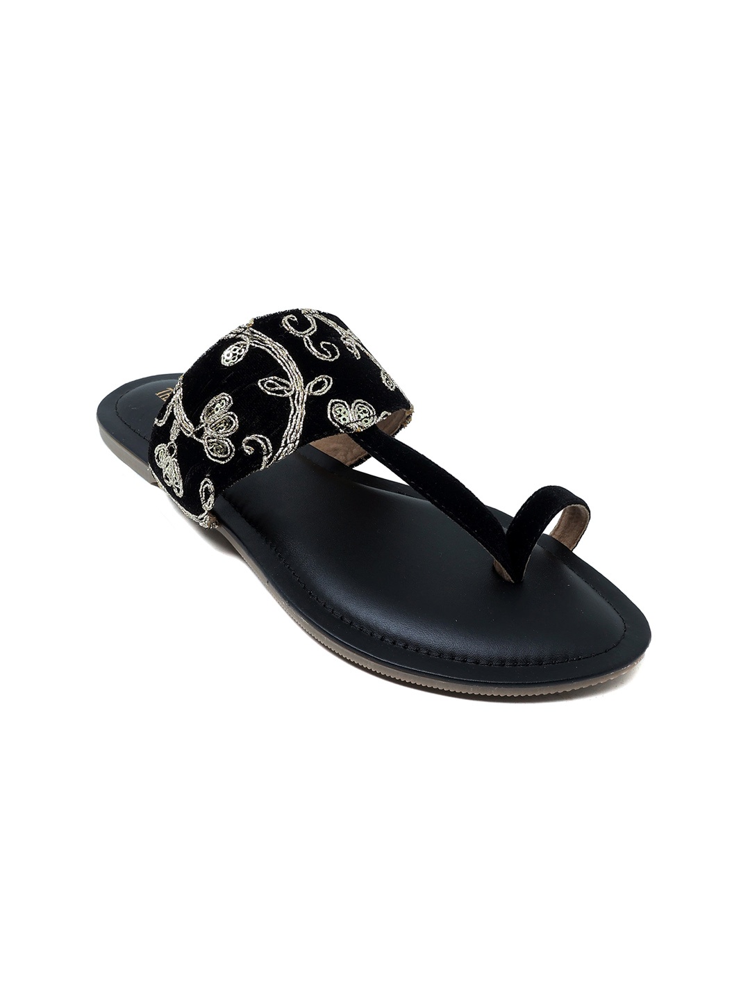 

Thread Stories Women Black Embellished Embroidered Leather Ethnic One Toe Flats