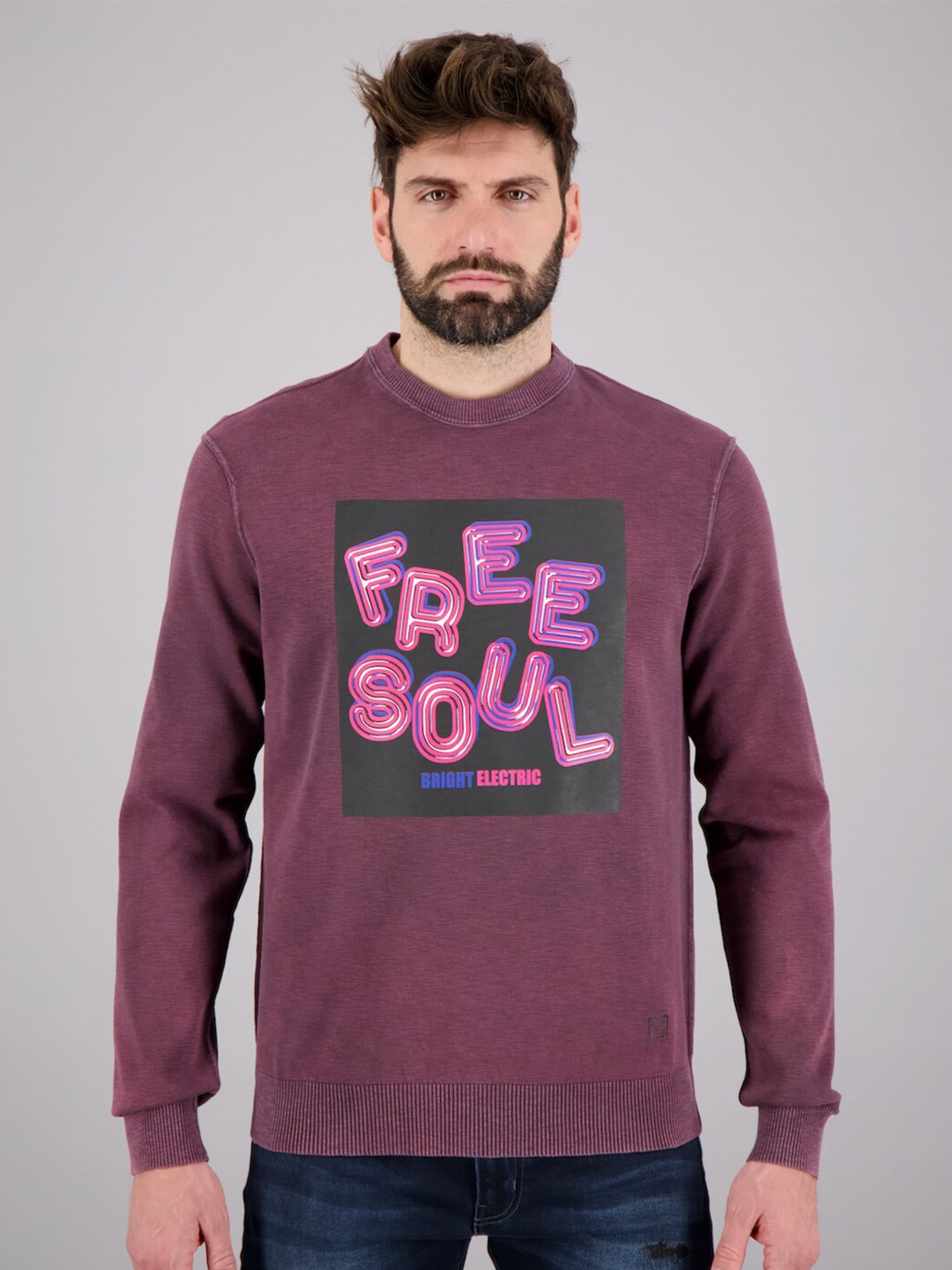 

FREESOUL Men Red Printed Sweatshirt