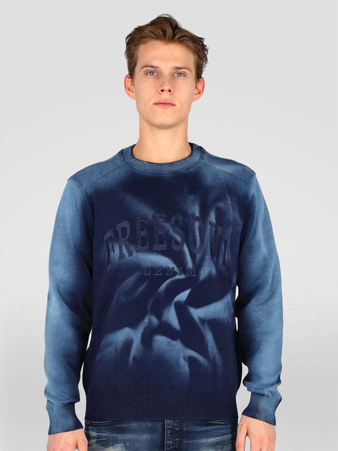

FREESOUL Men Blue Printed Sweatshirt