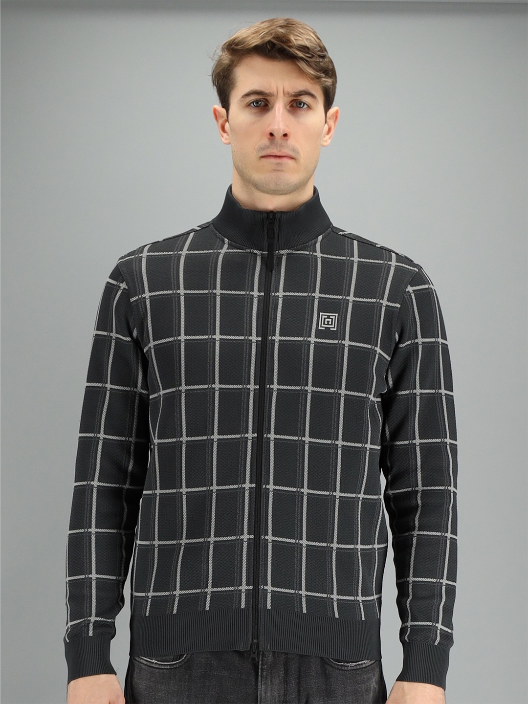 

FREESOUL Men Grey Checked Sweatshirt
