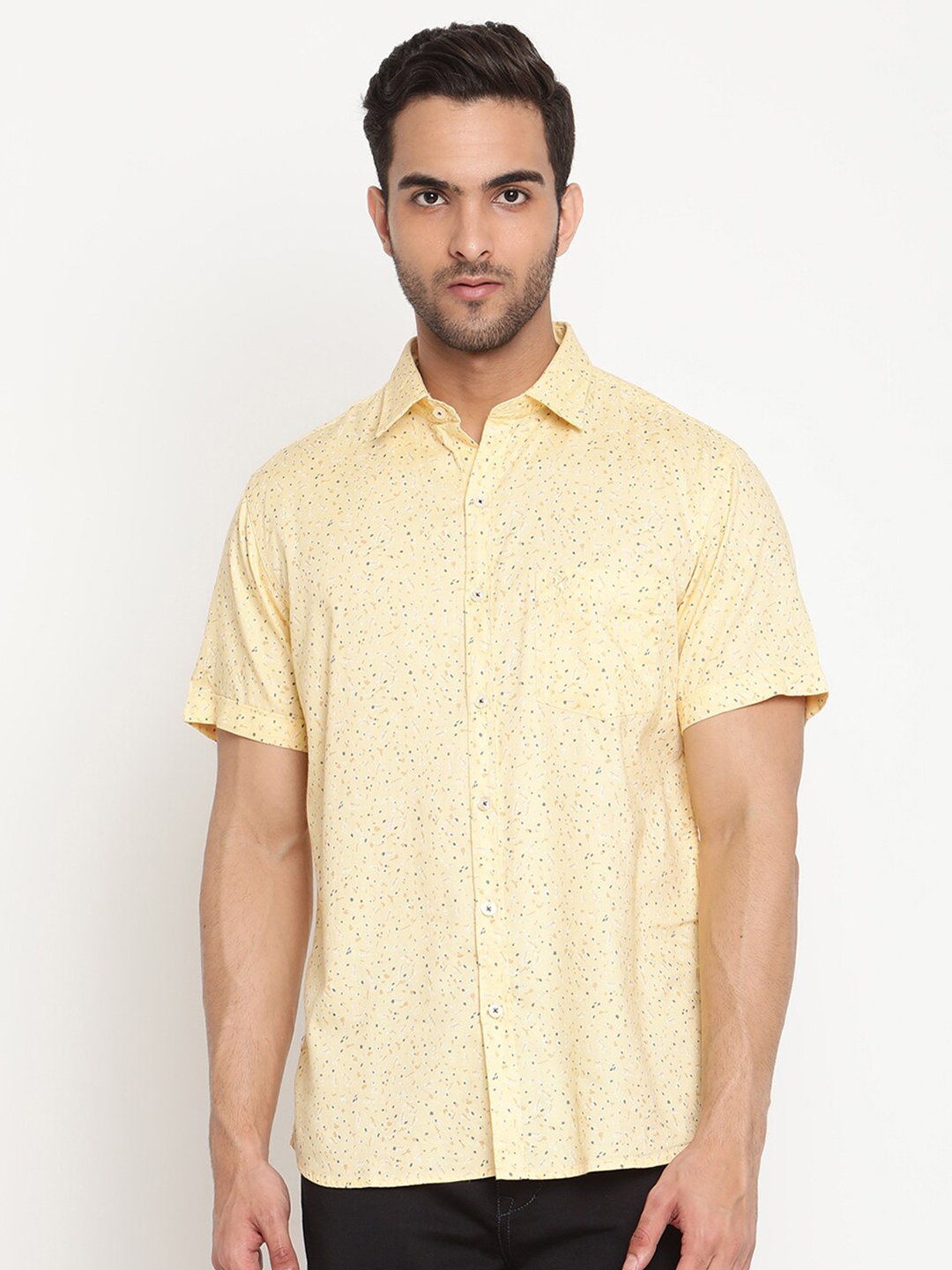 

Cantabil Men Yellow Original Printed Regular Fit Cotton Casual Shirt