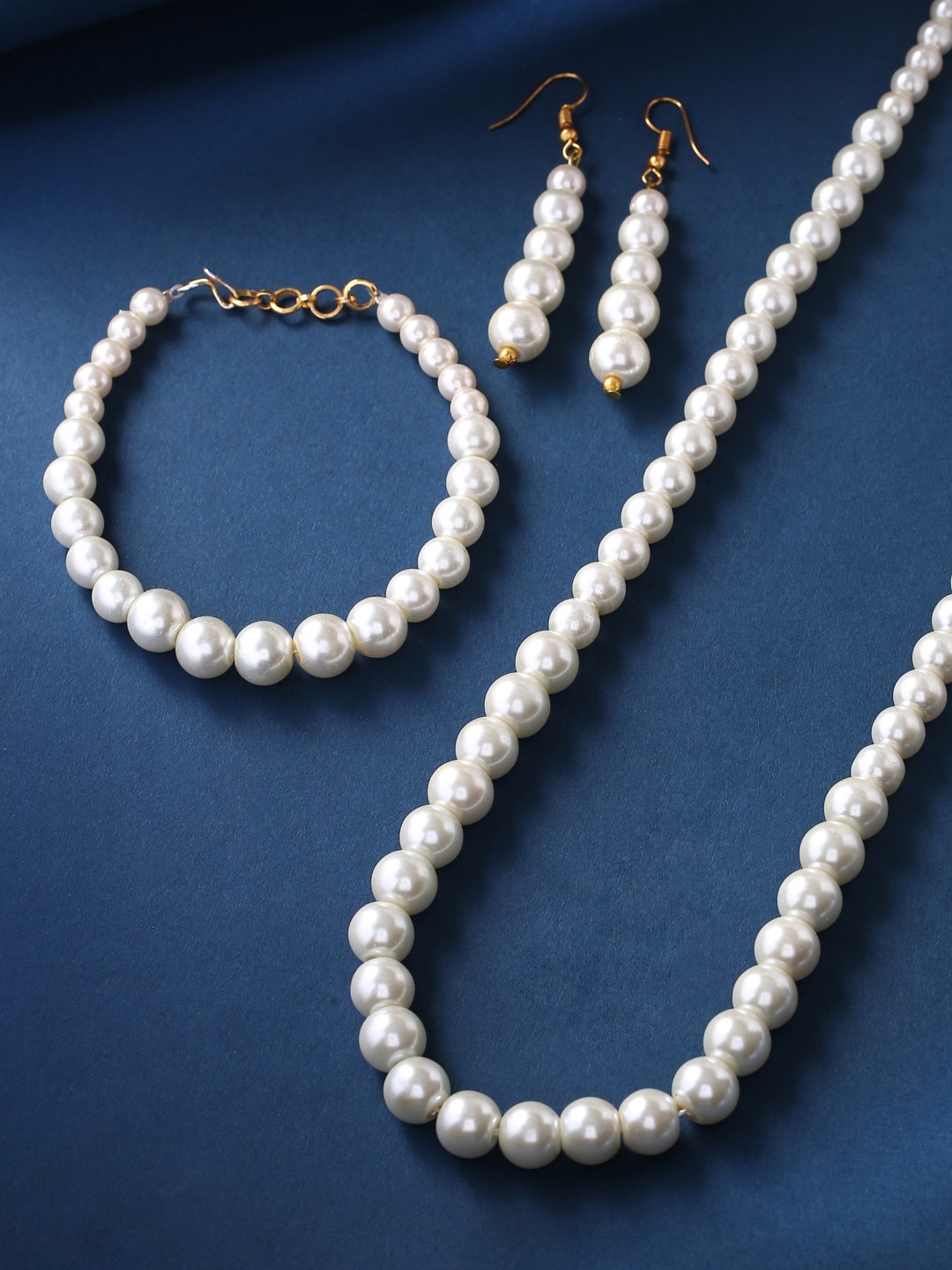 

VIRAASI Gold-Plated White Pearl Beaded Jewellery Set