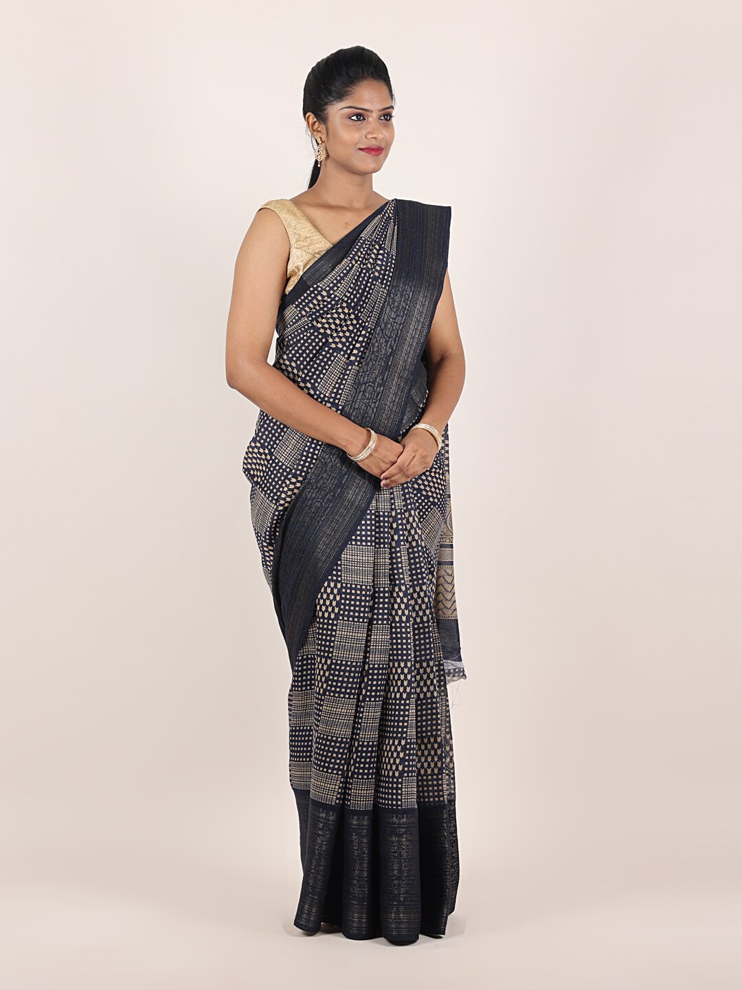 

Pothys Blue & Cream-Coloured Zari Jute Silk Saree