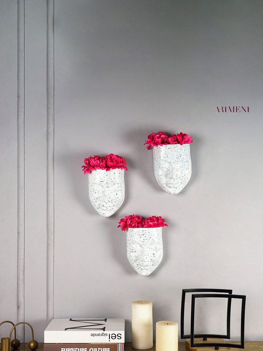 

THE ARTMENT Set Of 3 Grey Solid Surreal Faces Table Planters