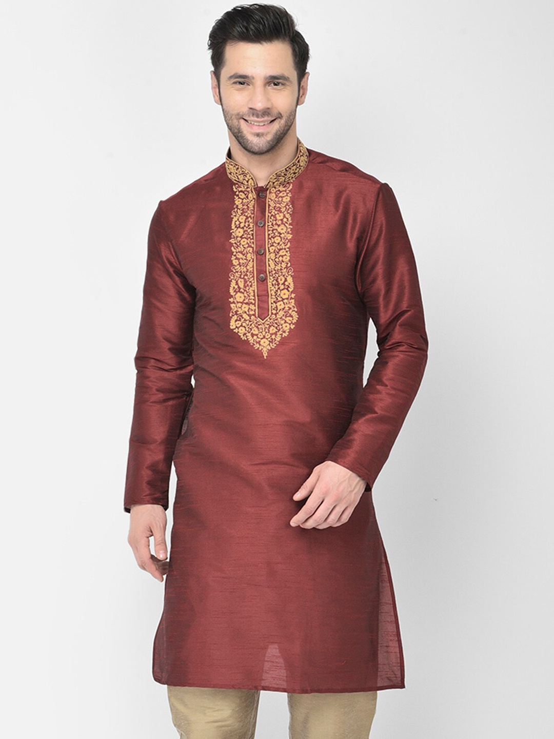 

DEYANN Men Maroon Thread Work Dupion Silk Kurta with Pyjamas