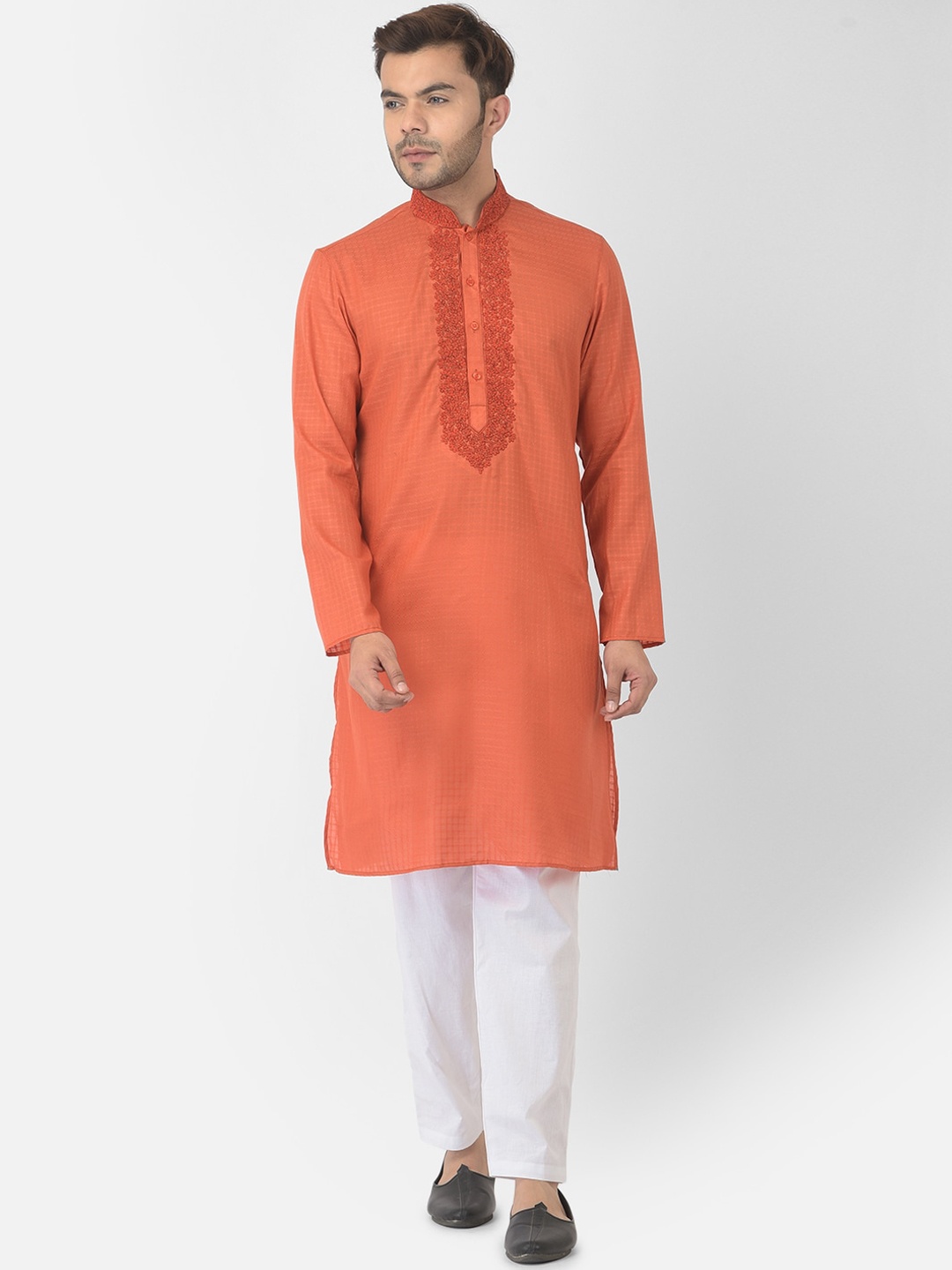 

DEYANN Men Orange & White Solid Pure Cotton Kurta with Trouser Set