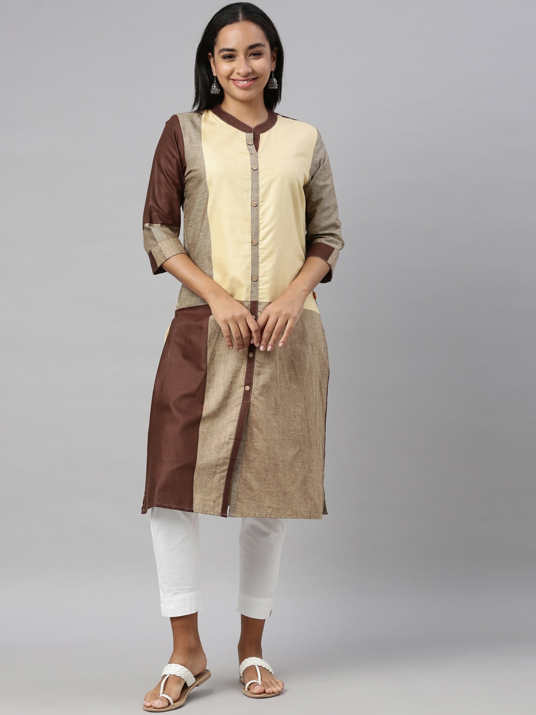 

Nahara Women Cream-Coloured Colourblocked Kurta