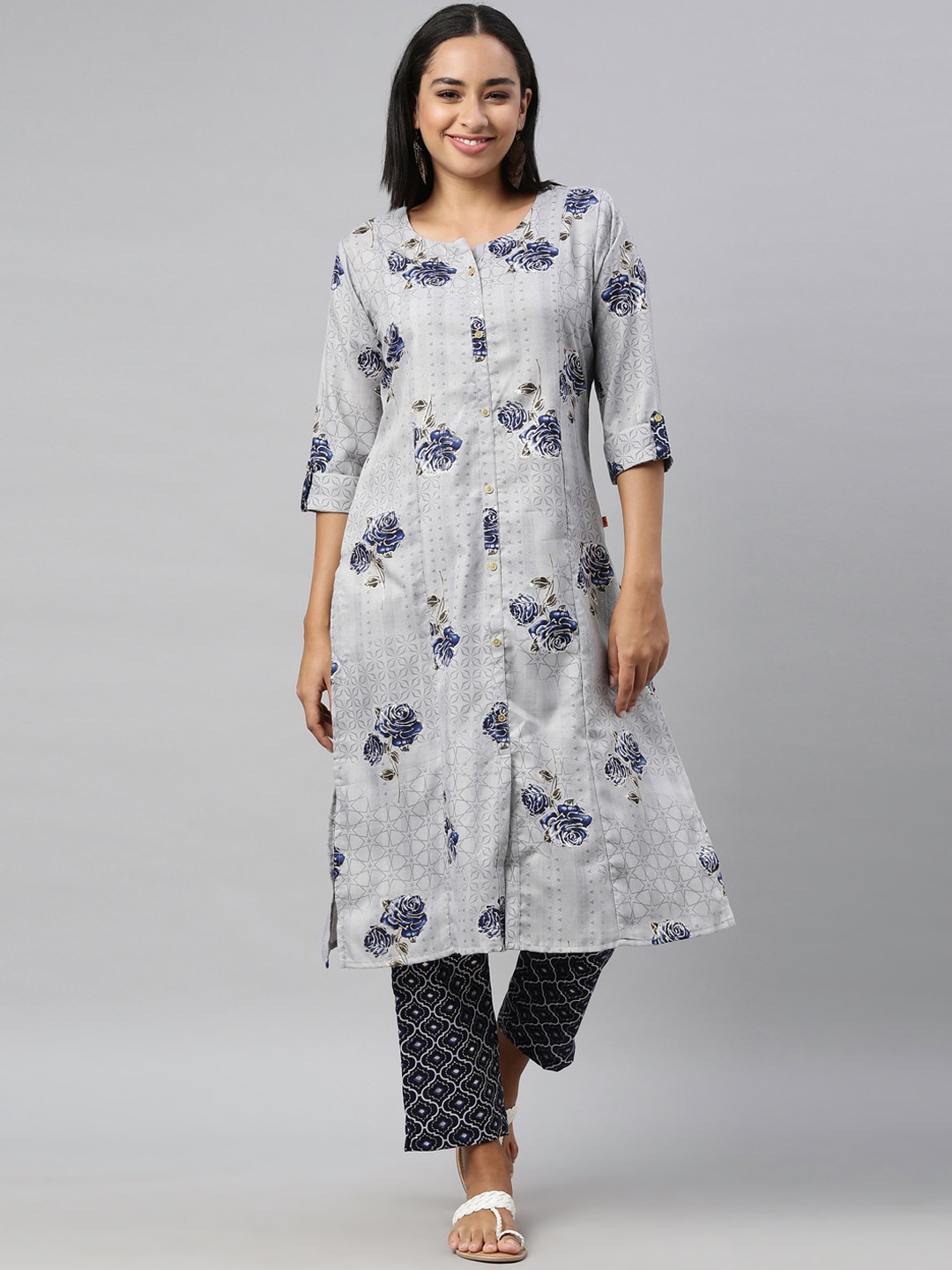 

Nahara Women Grey Floral Printed Panelled Kurta with Trousers