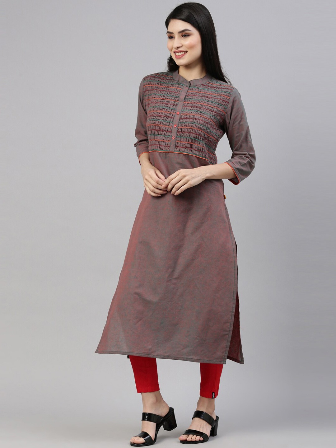 

Nahara Women Green Yoke Design Thread Work Kurta