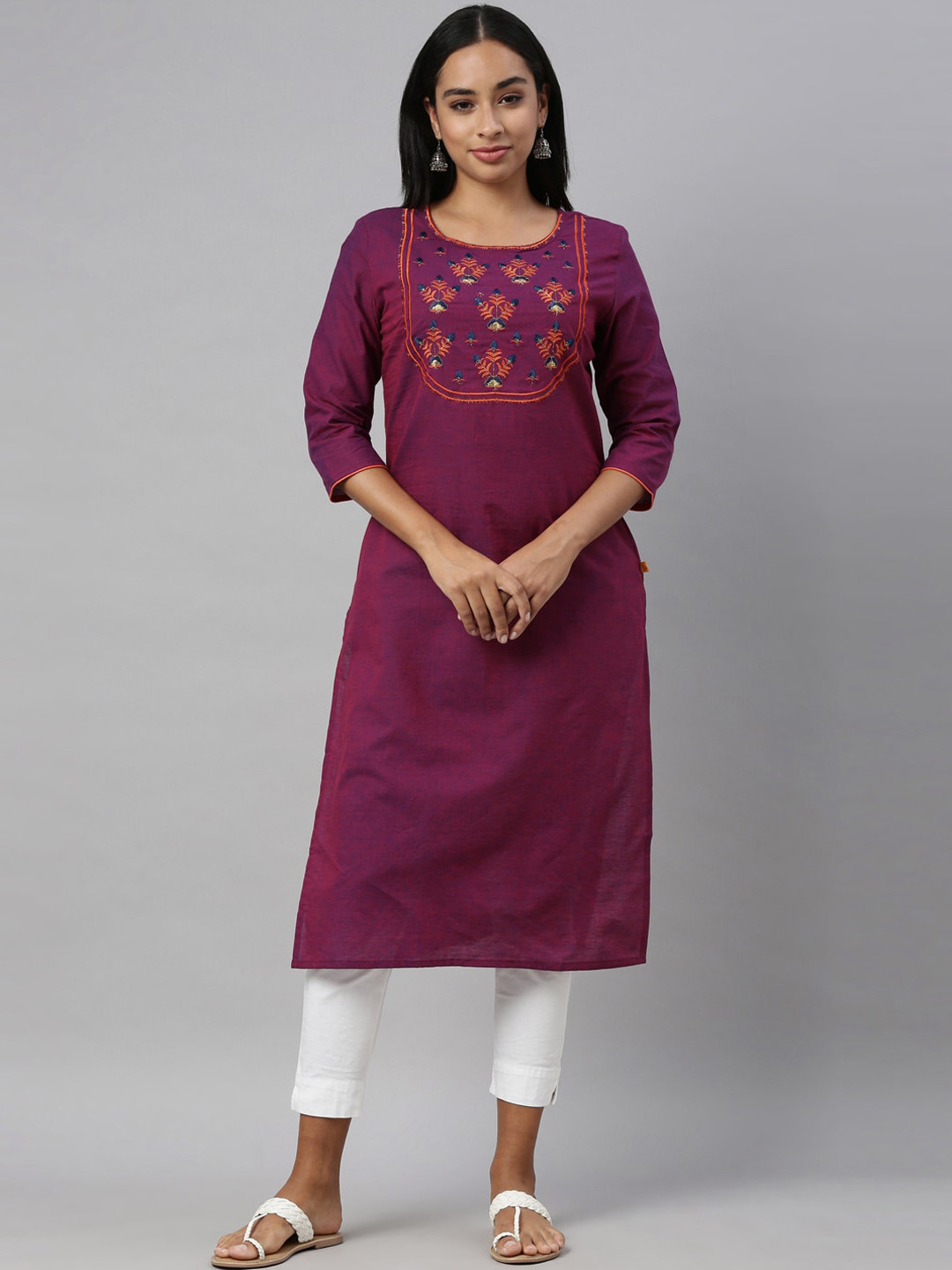 

Nahara Women Purple Yoke Design Thread Work Cotton Kurta