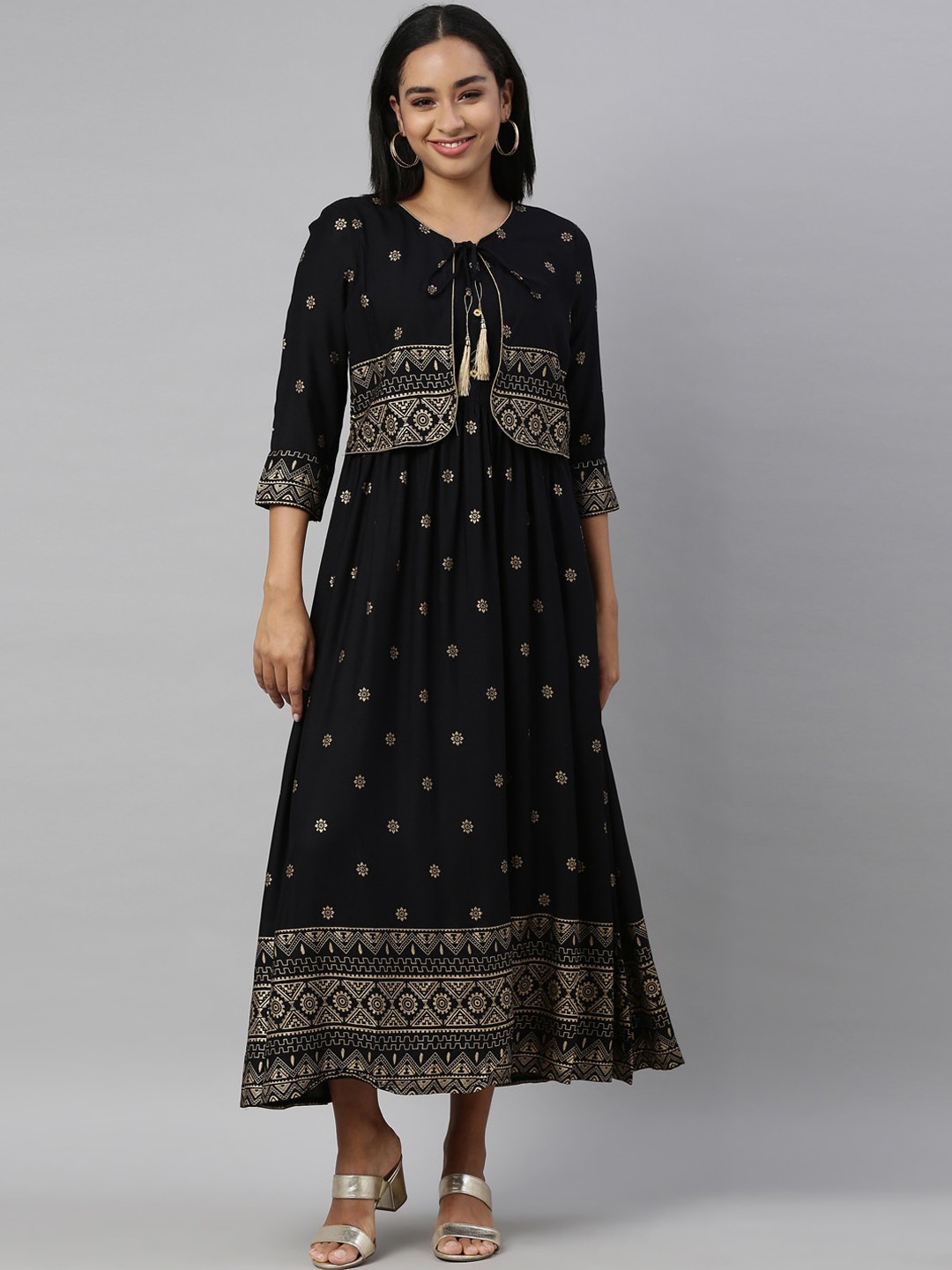 

Nahara Women Black Printed Anarkali Kurta