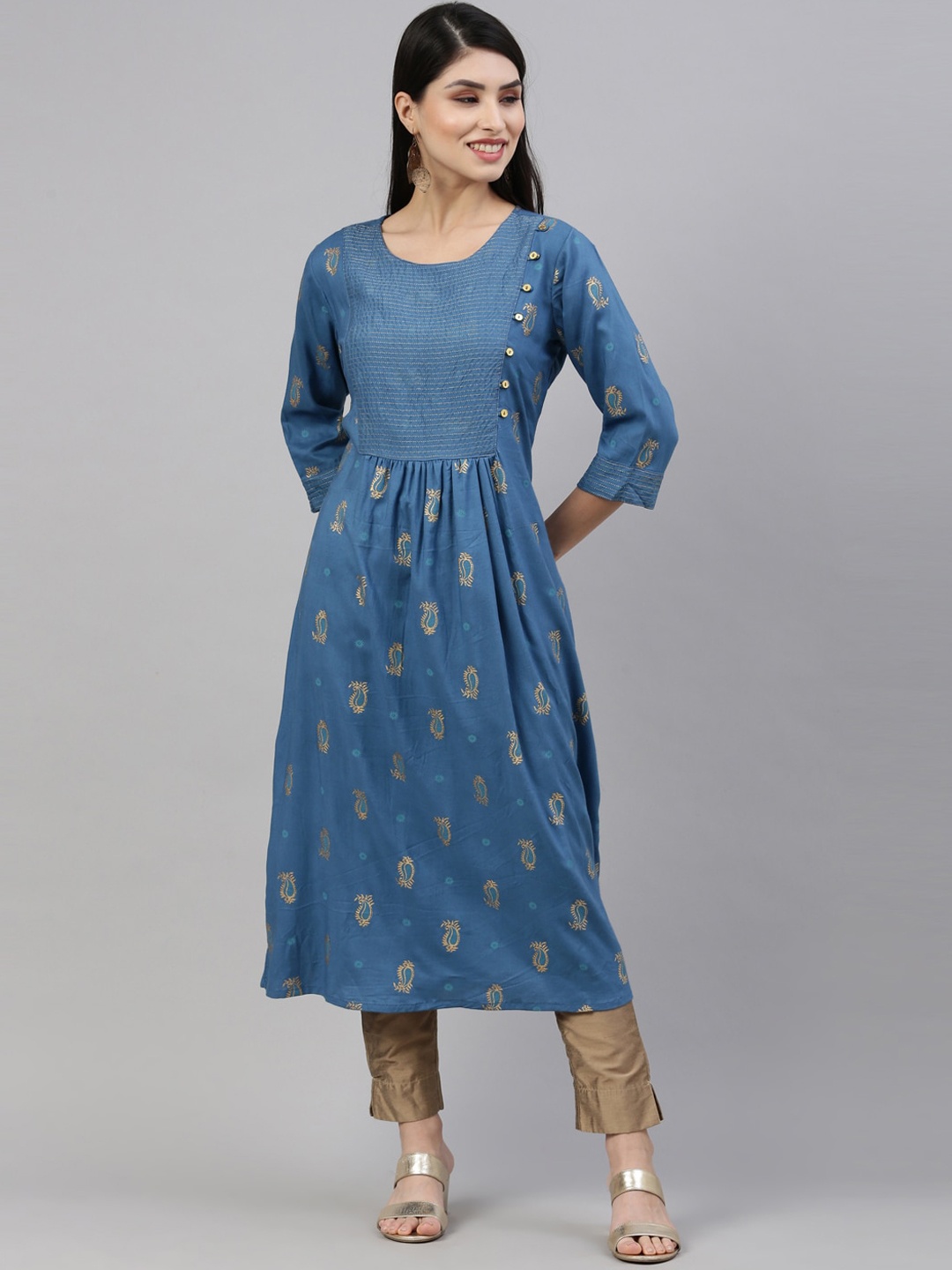 

Nahara Women Blue Ethnic Motifs Printed Flared Sleeves Mirror Work Kurta