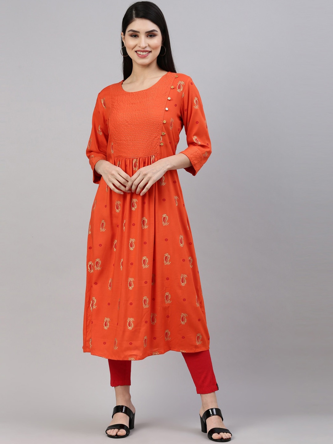 

Nahara Women Orange & Gold-Toned Ethnic Motifs Printed Thread Work Kurta