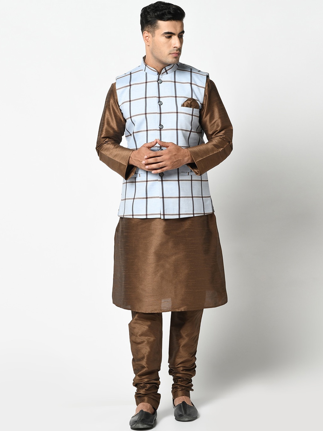 

DEYANN Men Blue Kurta with Pyjamas