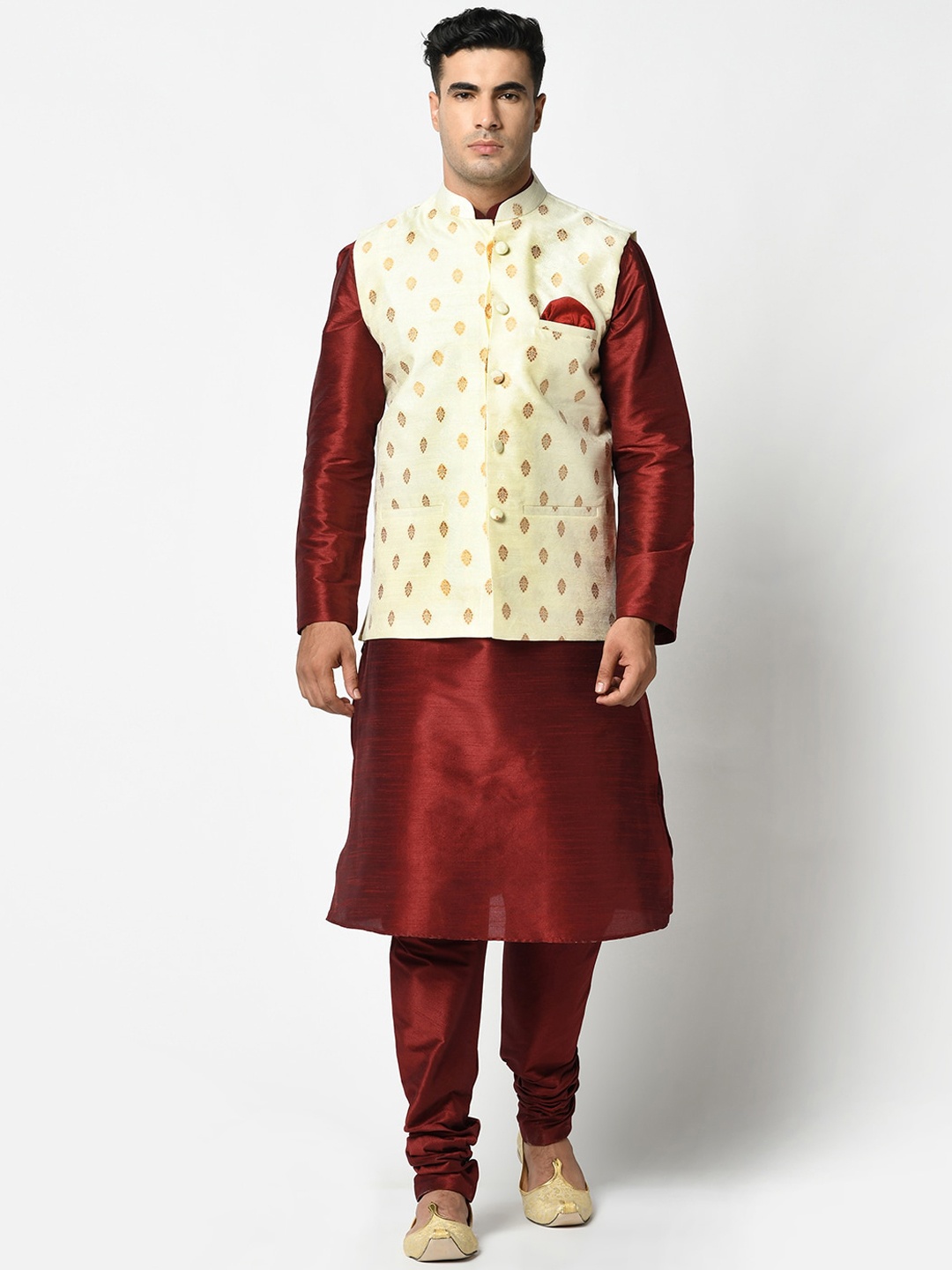 

DEYANN Men Maroon Kurta & Pyjama With Nehru Jacket