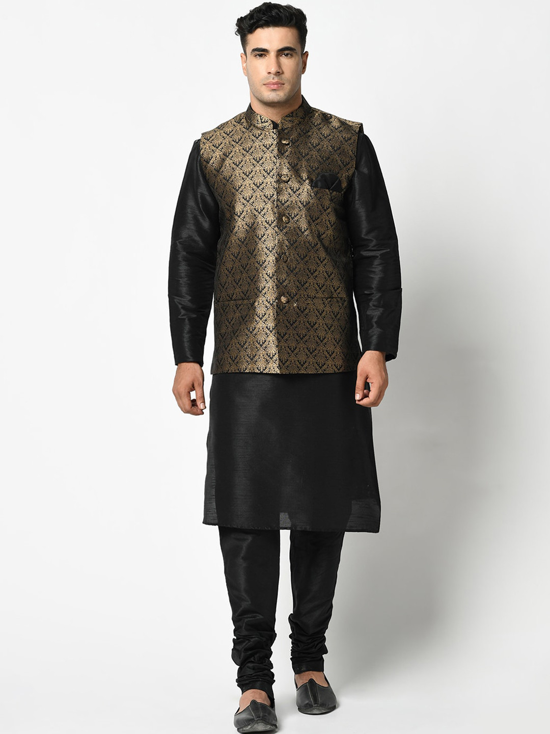 

DEYANN Men Black Kurta & Pyjama With Nehru Jacket