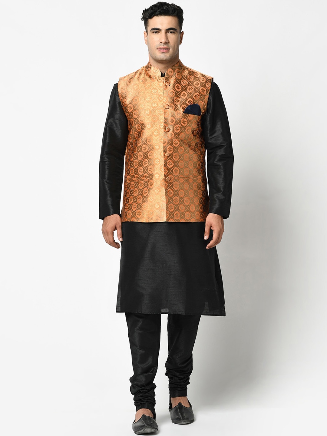 

DEYANN Men Black Kurta & Pyjama With Nehru Jacket