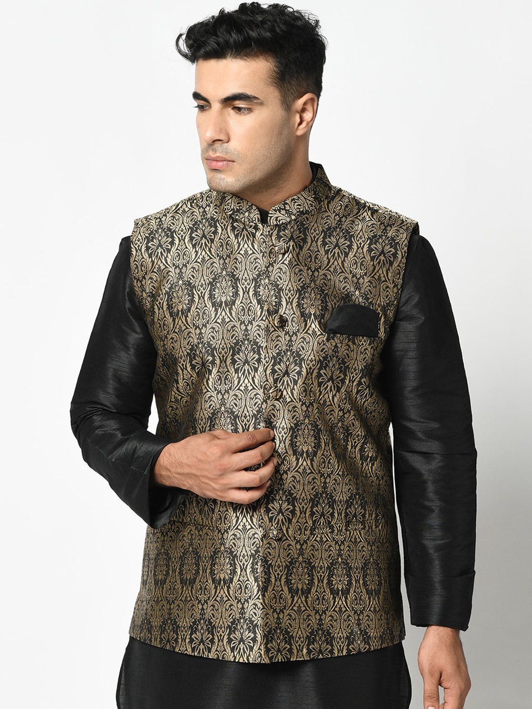 

DEYANN Men Black & Golden Woven Design Nehru Jacket