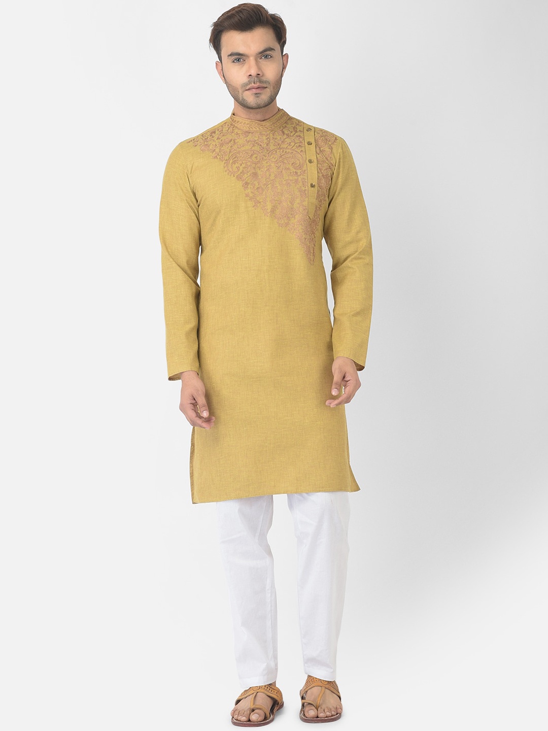 

DEYANN Men Green Floral Embroidered Thread Work Pure Cotton Kurta with Pyjamas