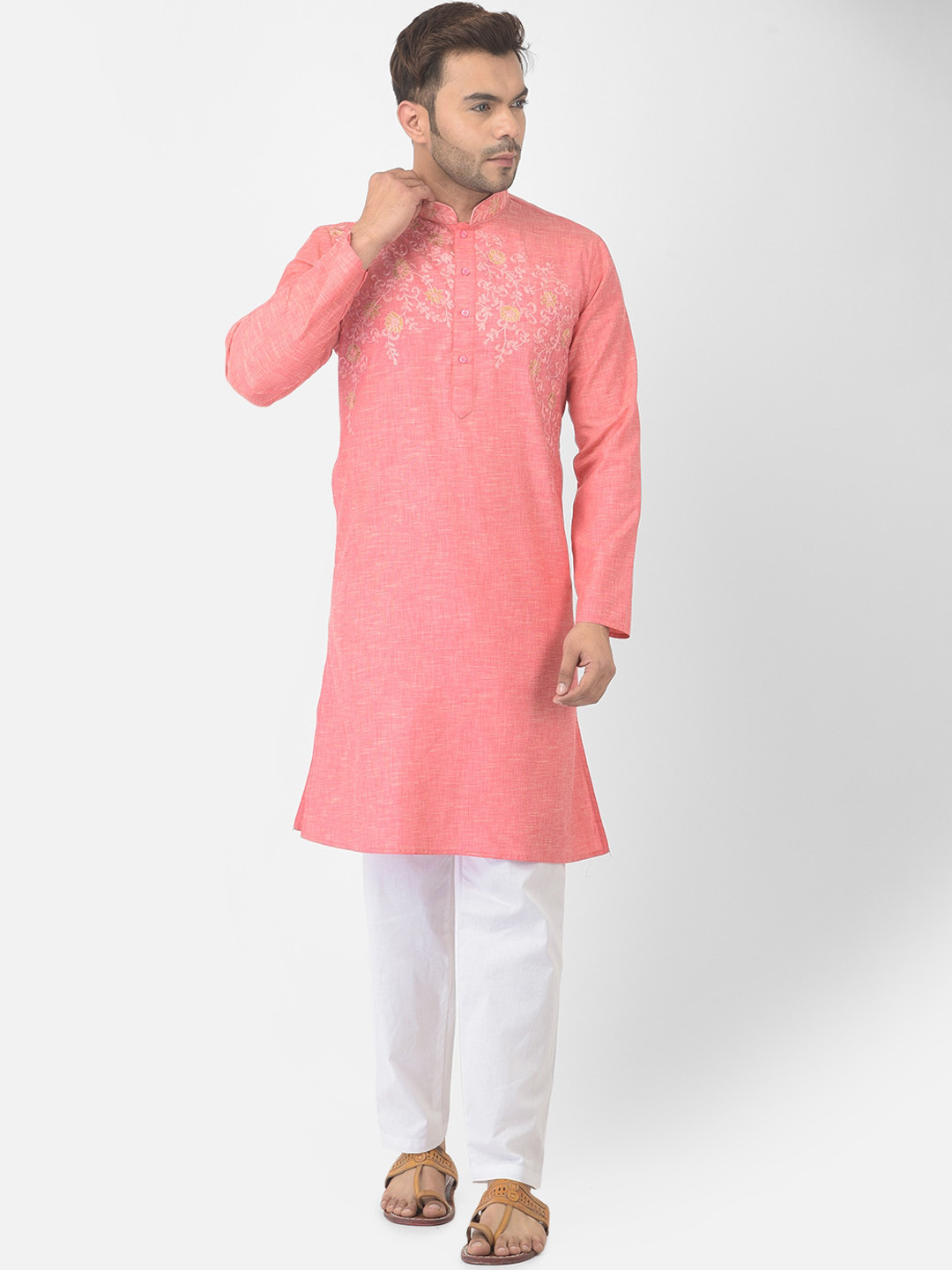 

DEYANN Men Pink Floral Embroidered Thread Work Pure Cotton Kurta with Pyjamas