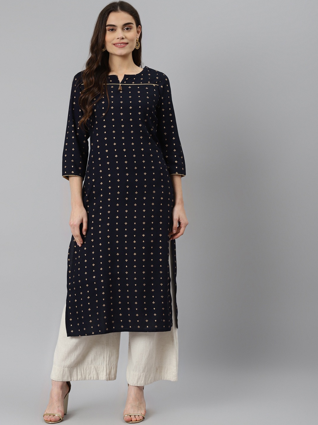 

DESI BEATS Women Navy Blue Geometric Printed Keyhole Neck Flared Sleeves Thread Work Kurta