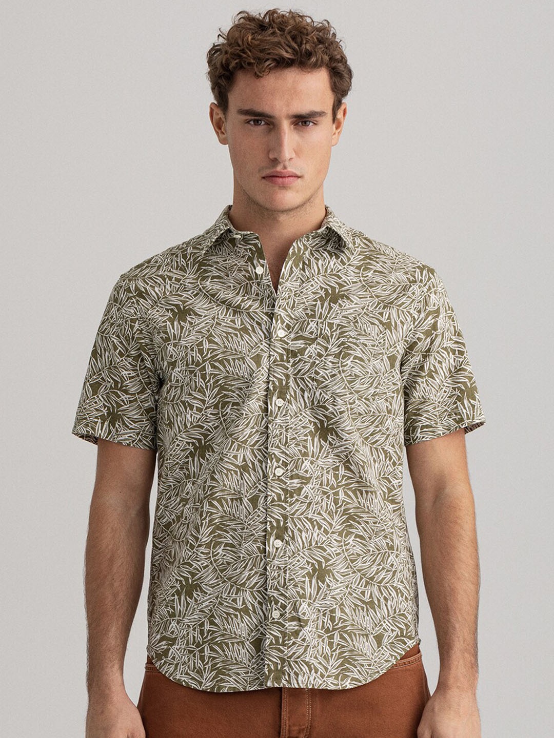 

GANT Men Olive Green Classic Printed Casual Shirt