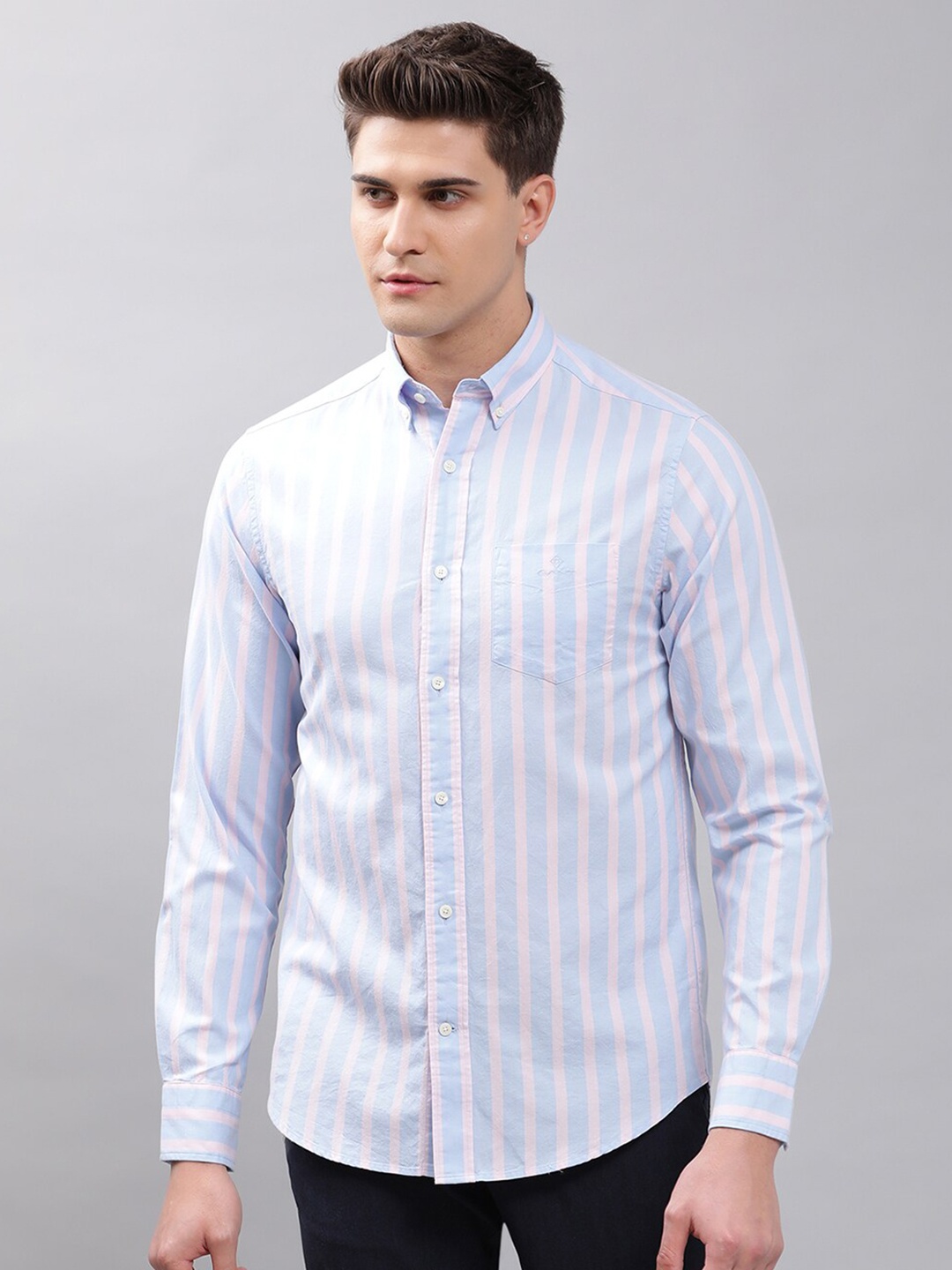 

GANT Men Blue Regular Fit Striped Cotton Casual Shirt