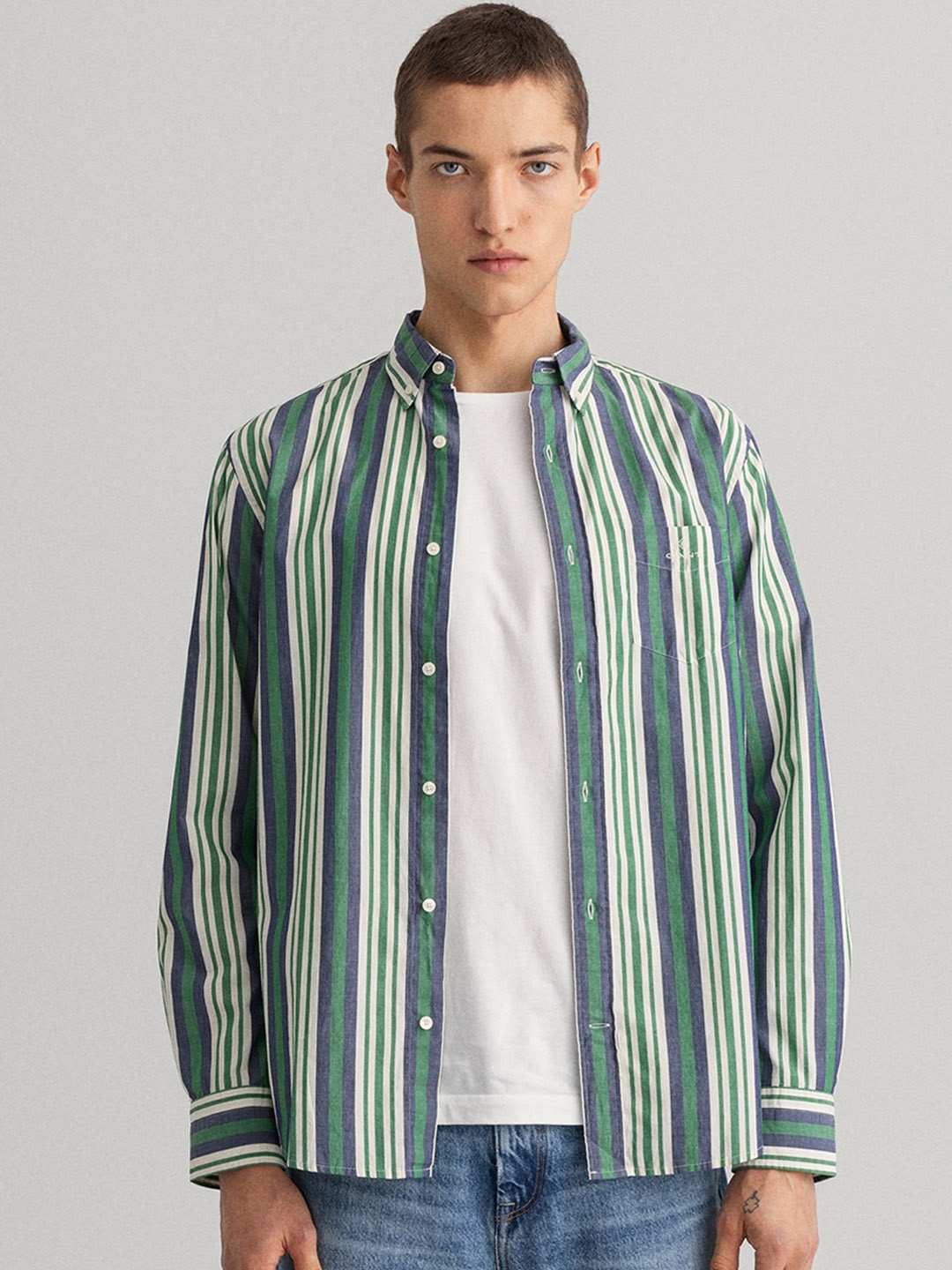 

GANT Men Green Vertical Striped Button-Down Collar Cotton Casual Shirt