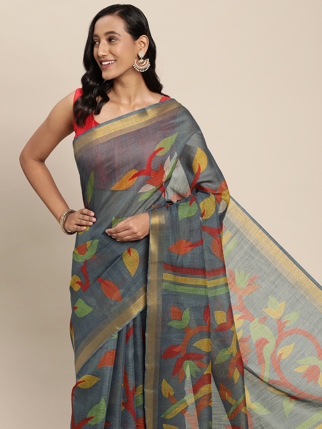 

KALINI Grey & Red Floral Printed Saree with Blouse Piece