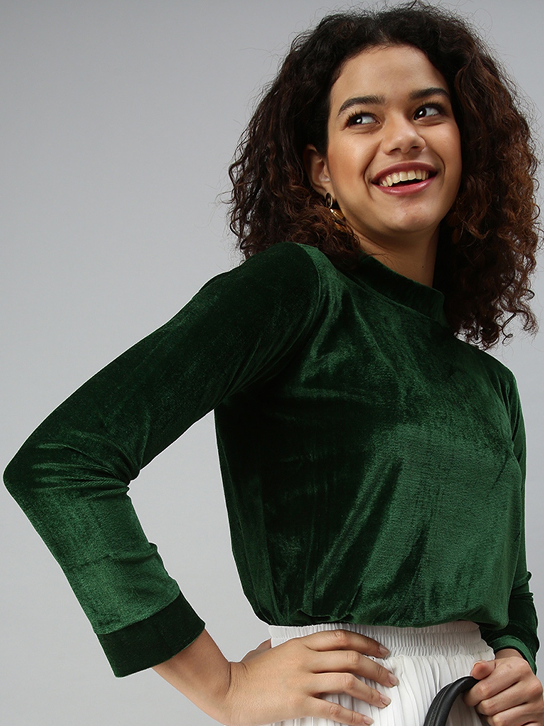 

SHOWOFF Green High Neck Satin Top