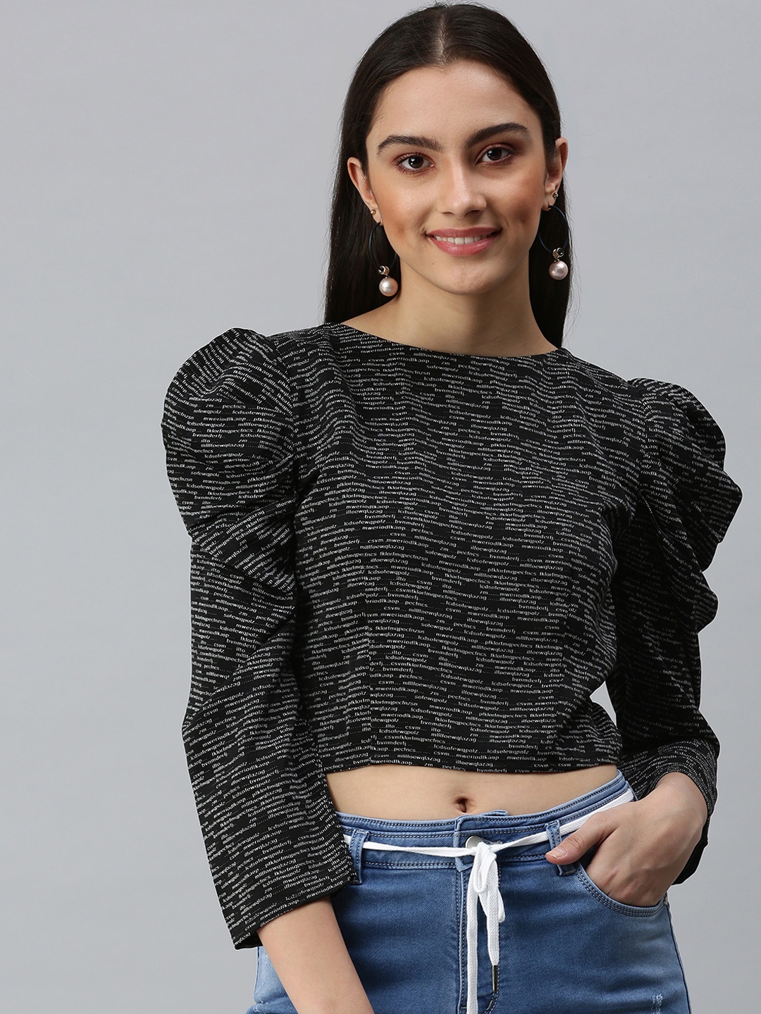 

SHOWOFF Women Black Monochrome Crepe Crop Top