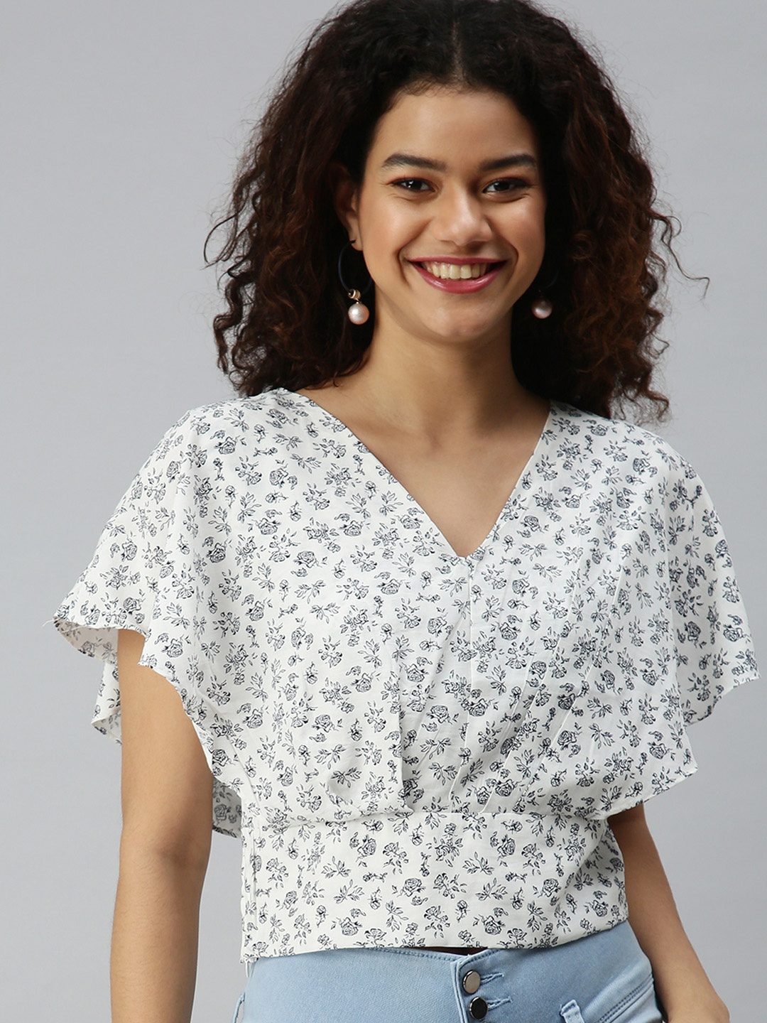 

SHOWOFF White Floral Print Crepe Bardot Top