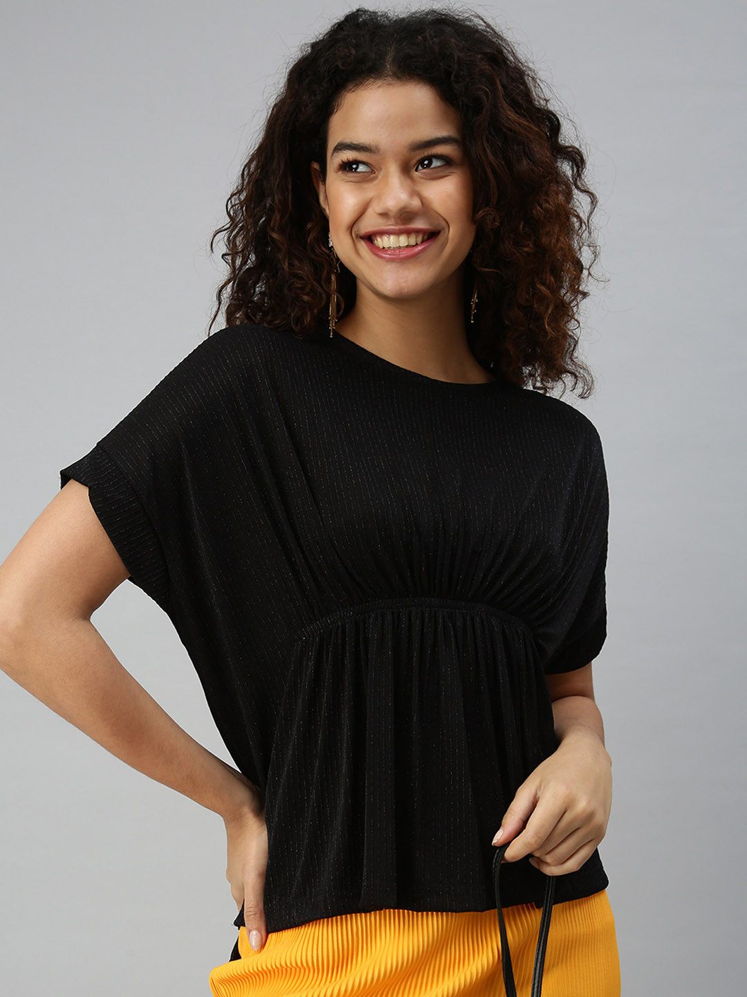 

SHOWOFF Black Cinched Waist Top