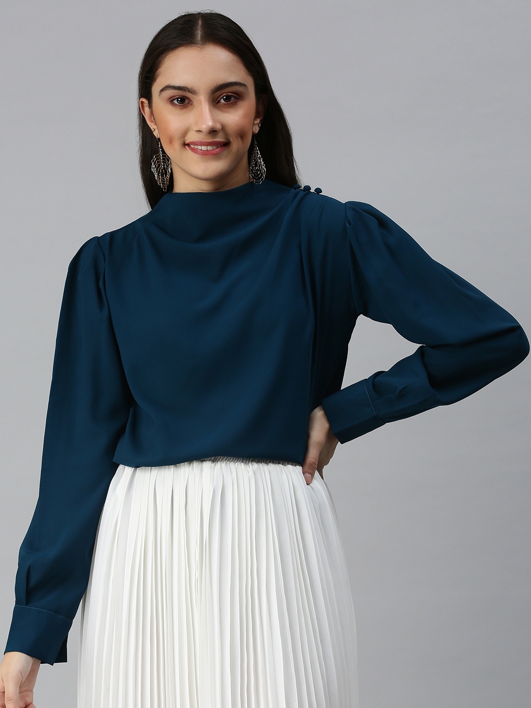 

SHOWOFF Women Teal Crepe Top