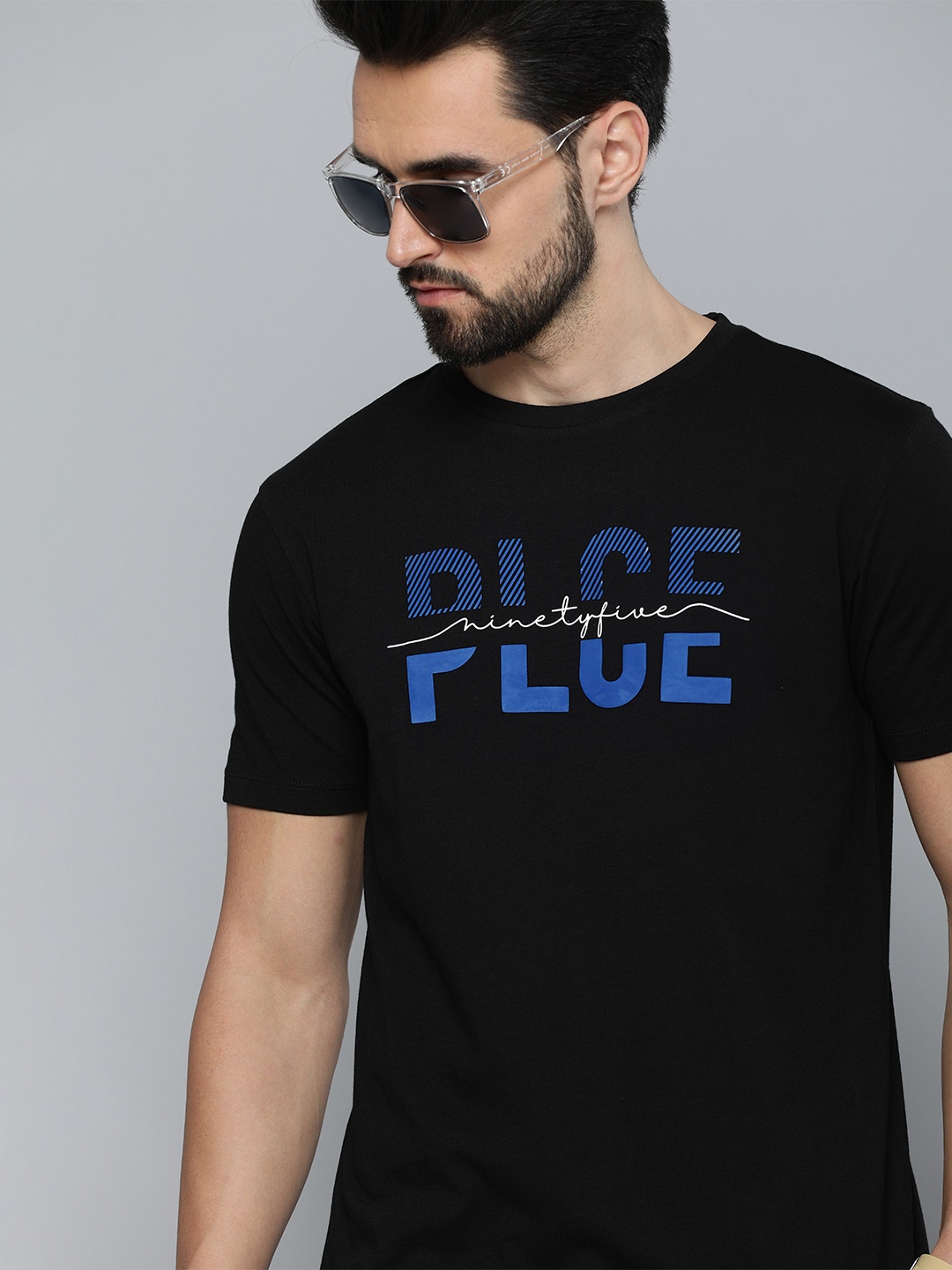 

883 Police Men Black & Blue Printed Pure Cotton T-shirt