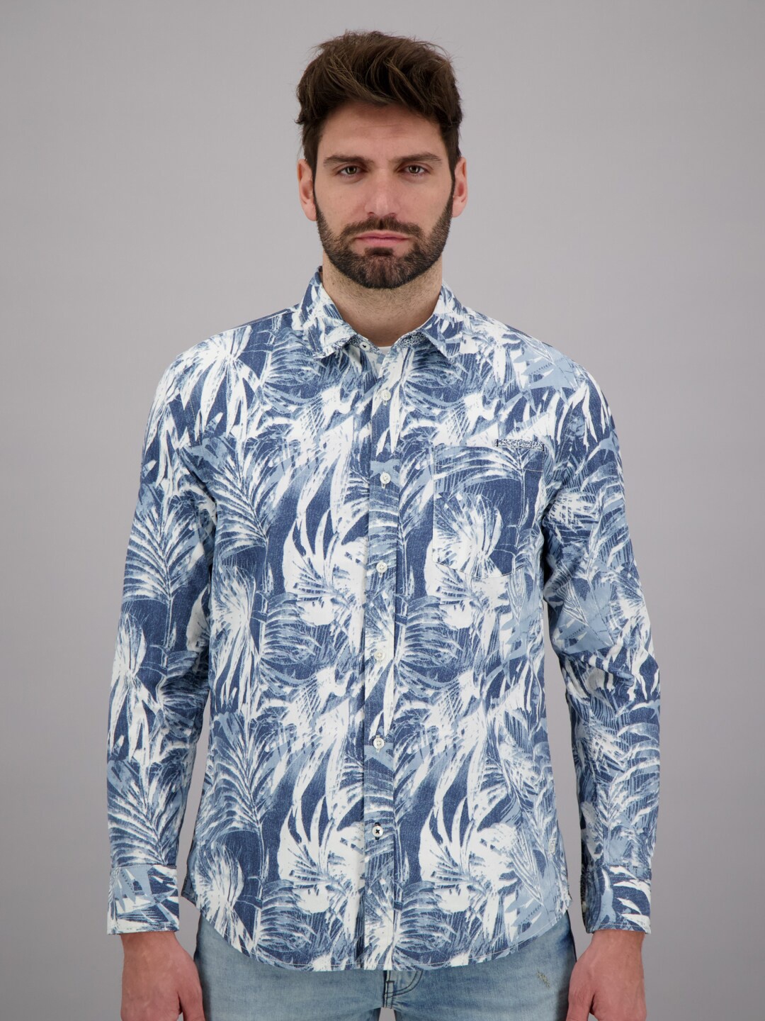 

FREESOUL Men Blue Floral Printed Cotton Casual Shirt