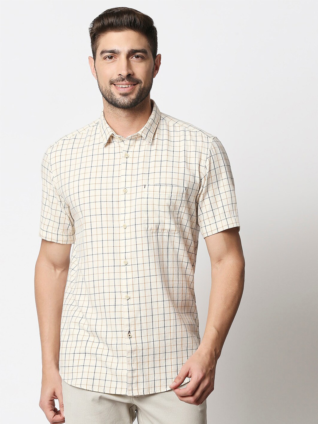 

Basics Men Green & Cream Checked Casual Shirt