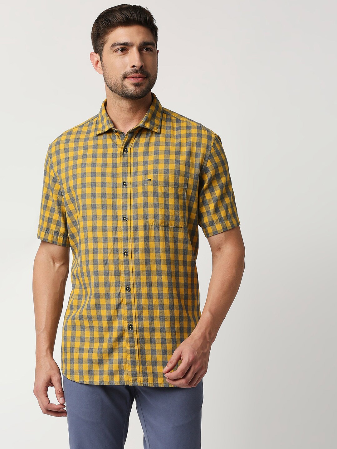 

Basics Men Yellow Slim Fit Buffalo Checks Checked Cotton Casual Shirt