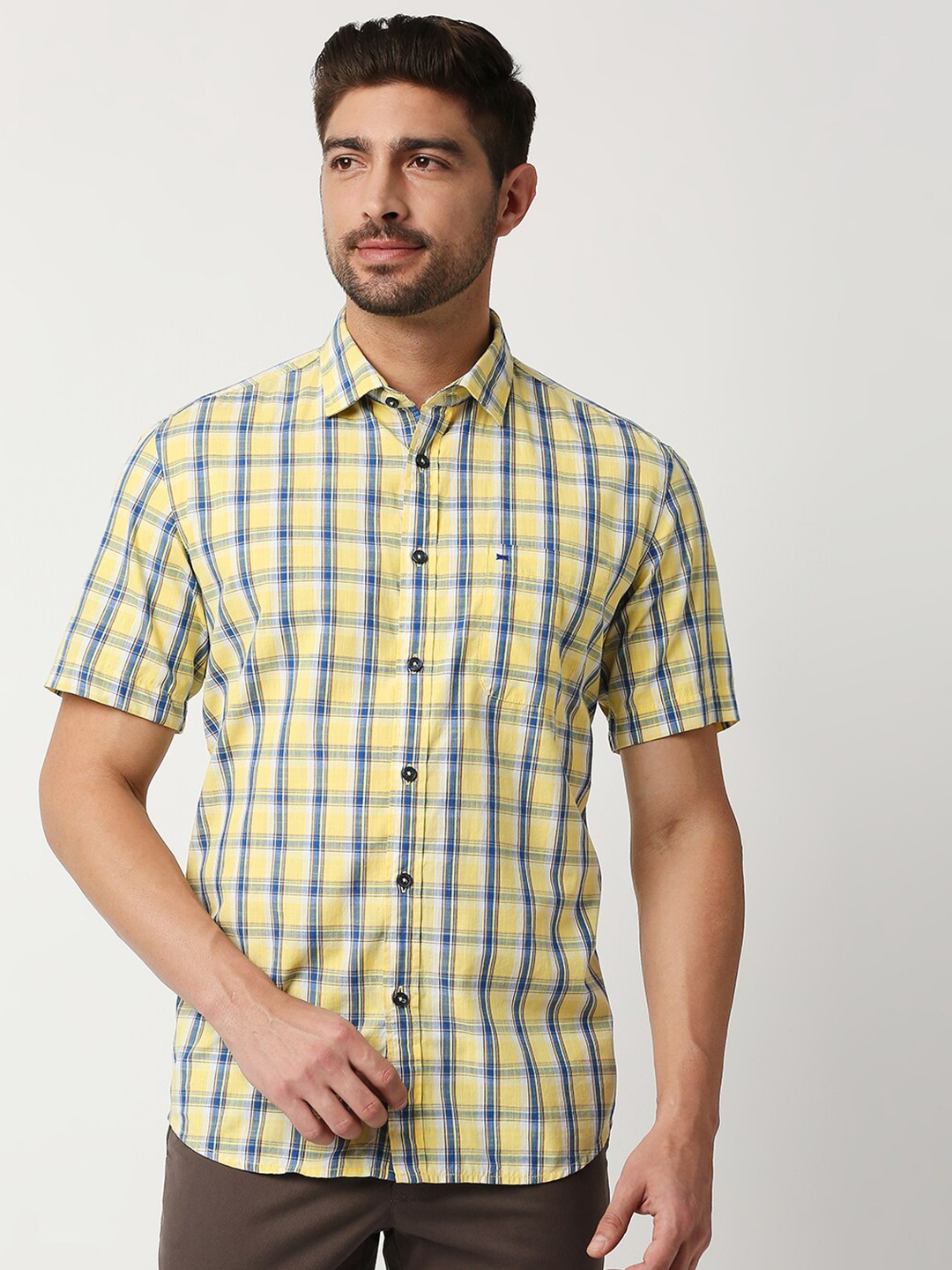 

Basics Men Yellow & Blue Slim Fit Checked Cotton Casual Shirt