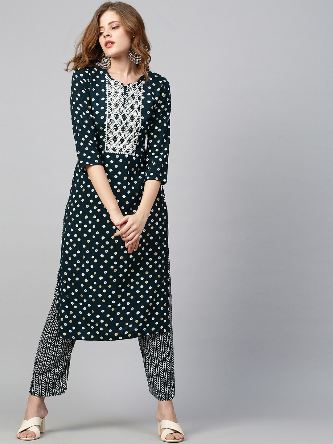 

FASHOR Women Teal & White Ethnic Motifs Printed Mirror Work Kurta with Trousers