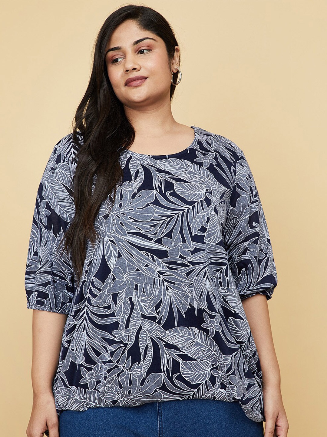 

max Plus Size Blue & White Tropical Print Top