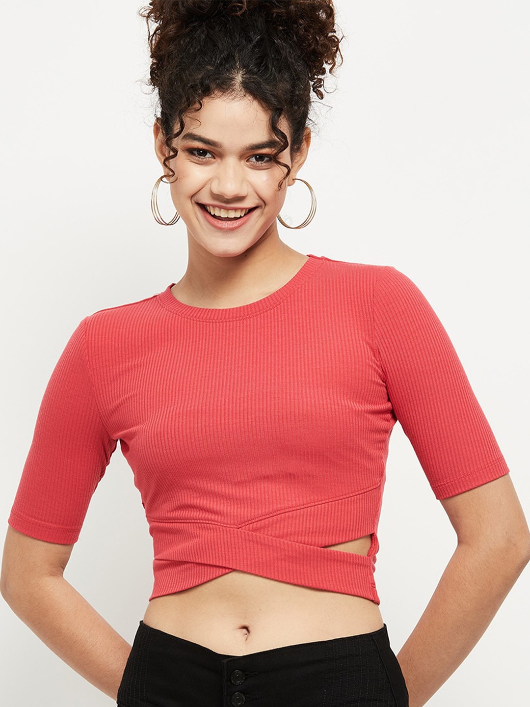 

max Pink Solid Fitted Crop Top