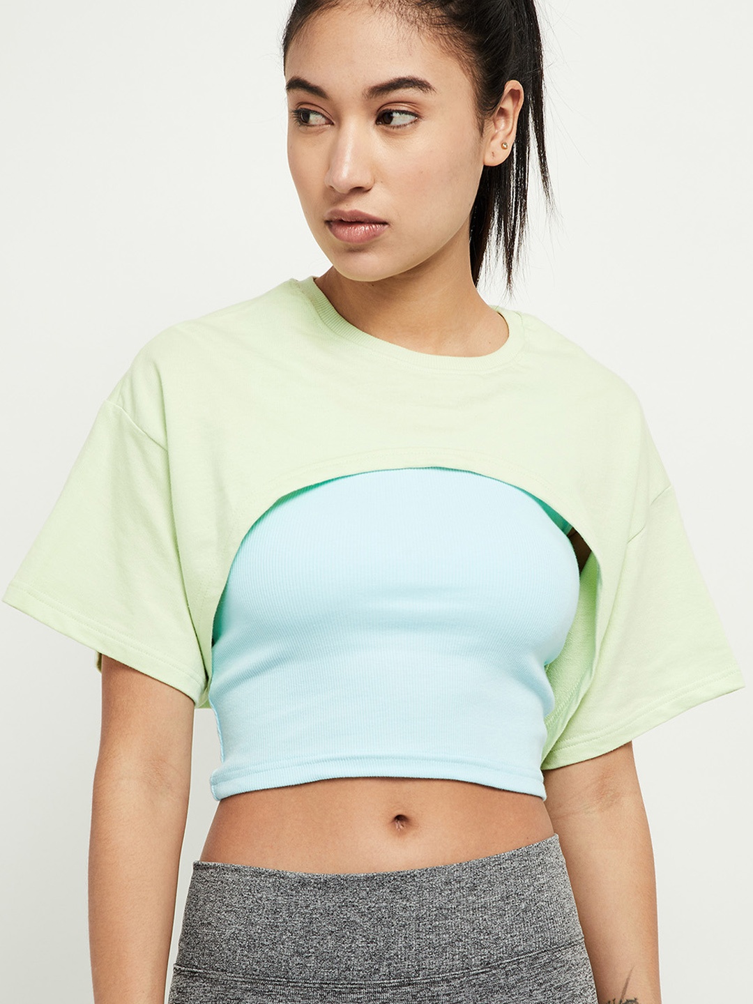 

max Blue Ribbed Fitted Crop Top