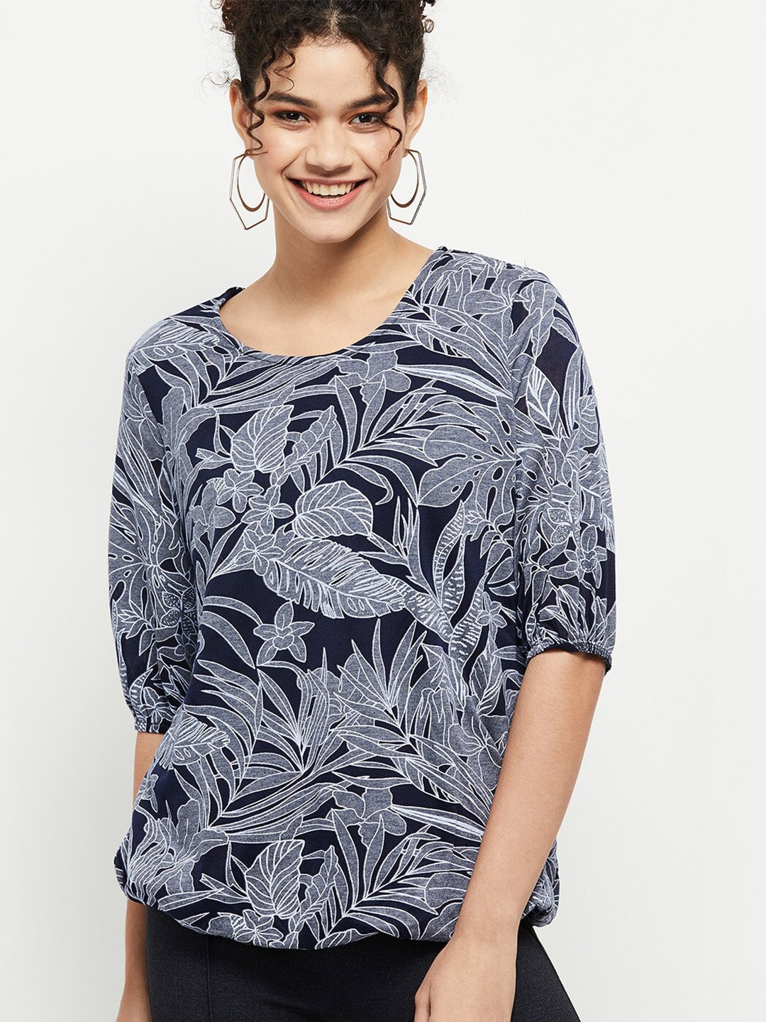 

max Blue Tropical Print Top
