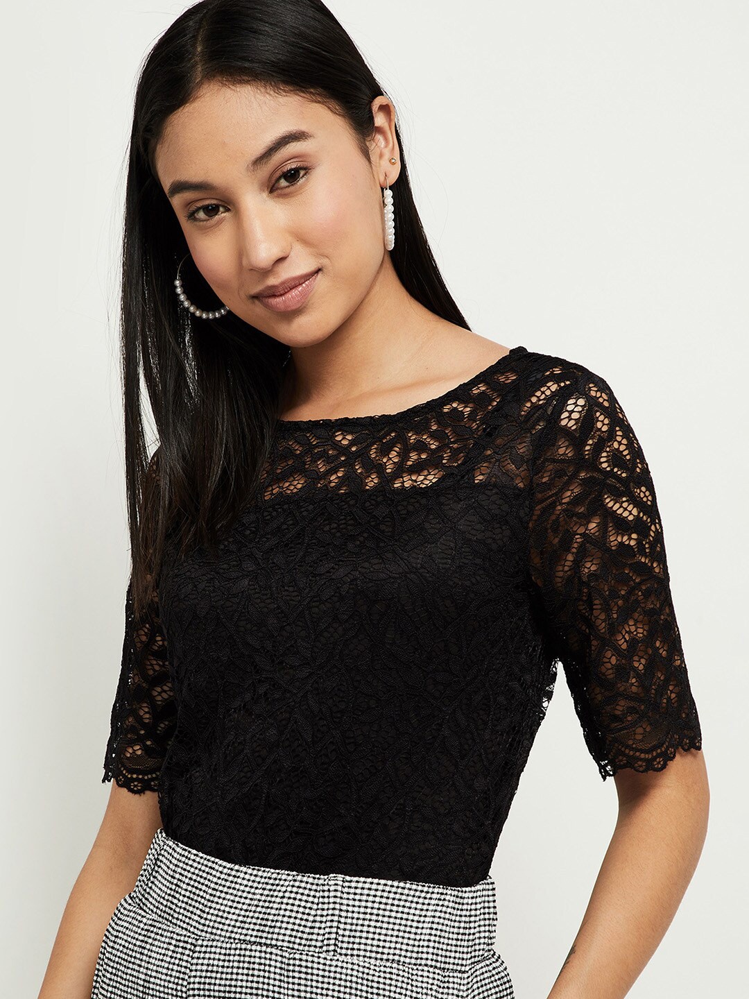 

max Women Black Laced Top