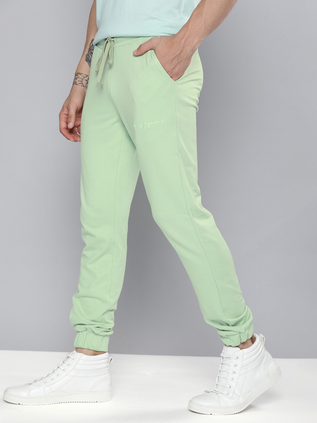 

Mast & Harbour Men Sea Green Solid Slim Fit Joggers