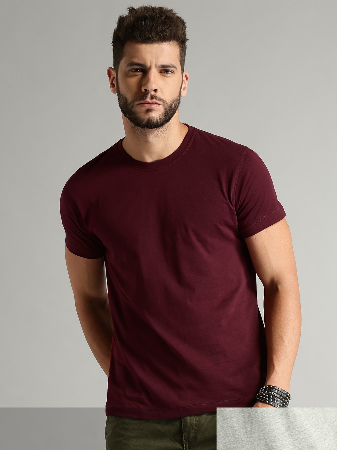 

Roadster Men Pack of Two Round Neck T-shirt, Maroon
