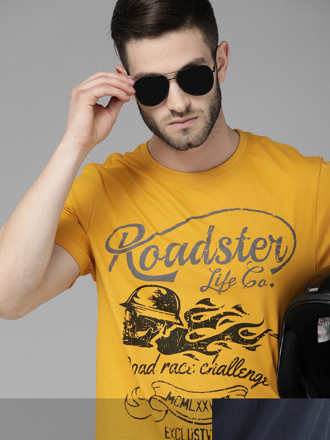 

Roadster Men Pack of 2 Round Neck T-shirt, Navy blue