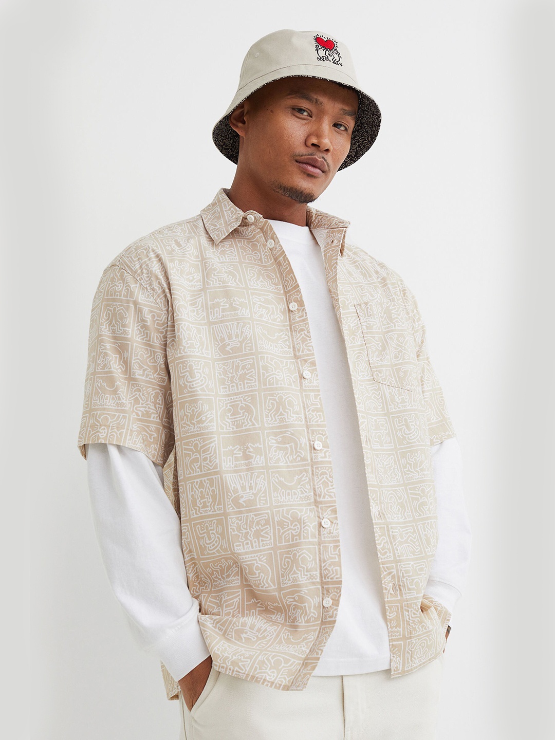 

H&M Men Beige Regular Fit Short-Sleeved Pure Cotton Shirt