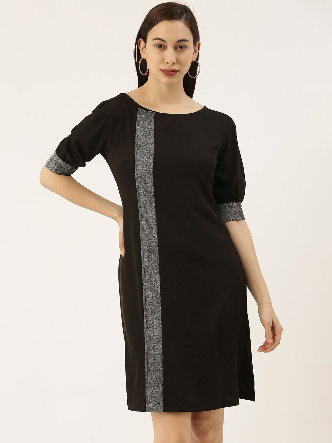 

SHECZZAR Black Colourblocked Sheath Dress